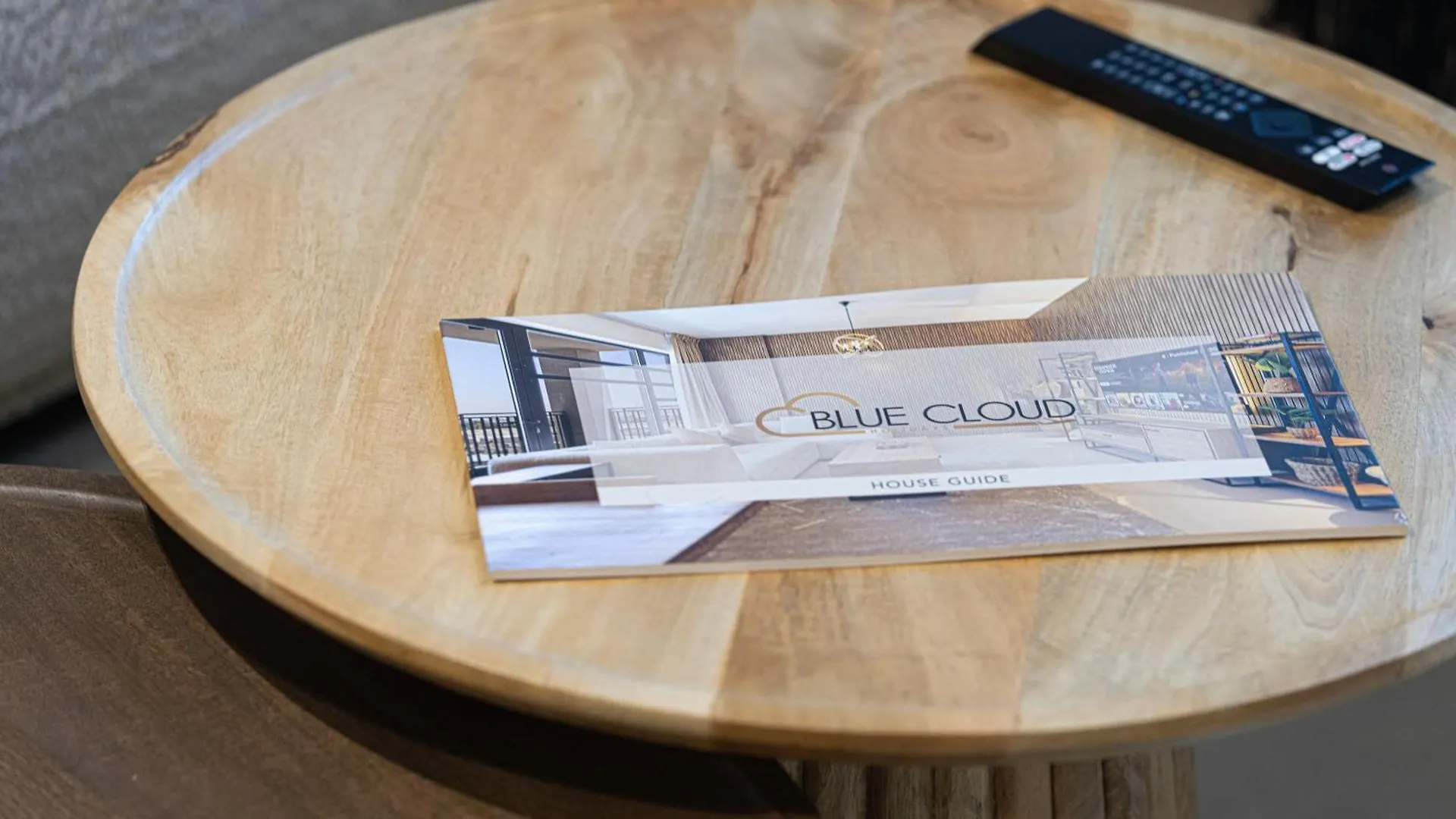 The Pebble Studio By Blue Cloud Holidays Sharjah