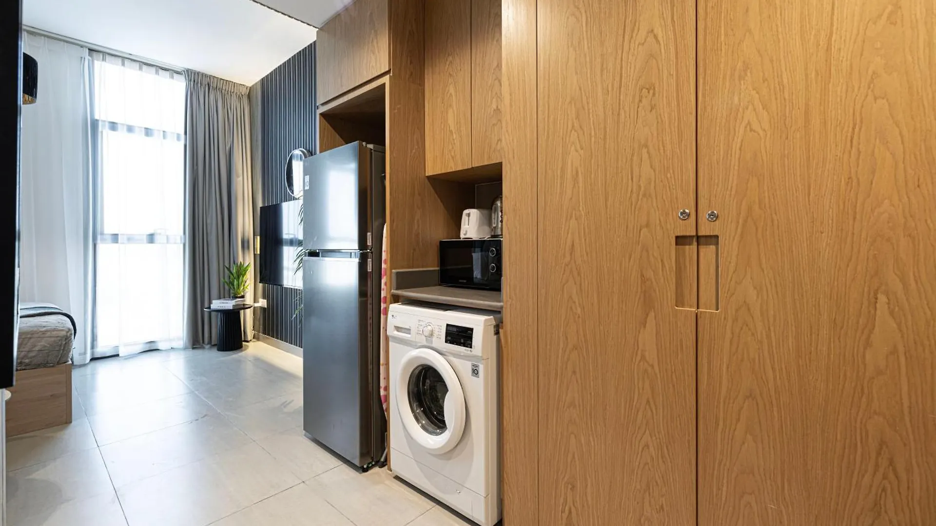 The Pebble Studio By Blue Cloud Holidays Sharjah Apartment